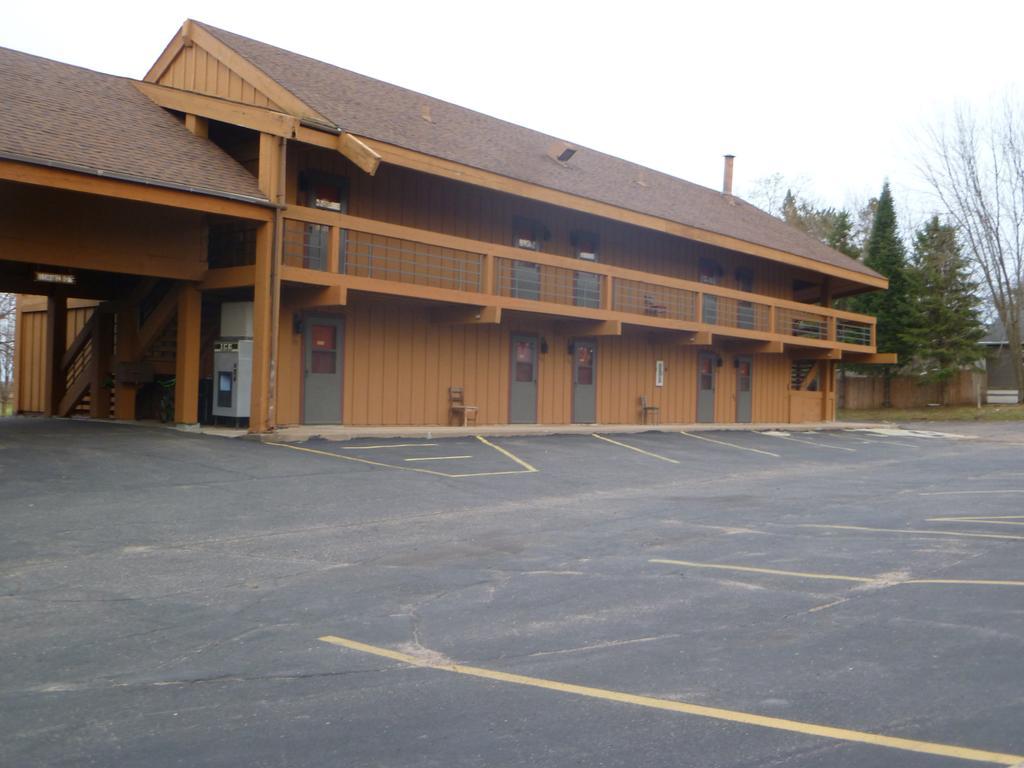 Timber Inn Motel Phillips Exterior foto
